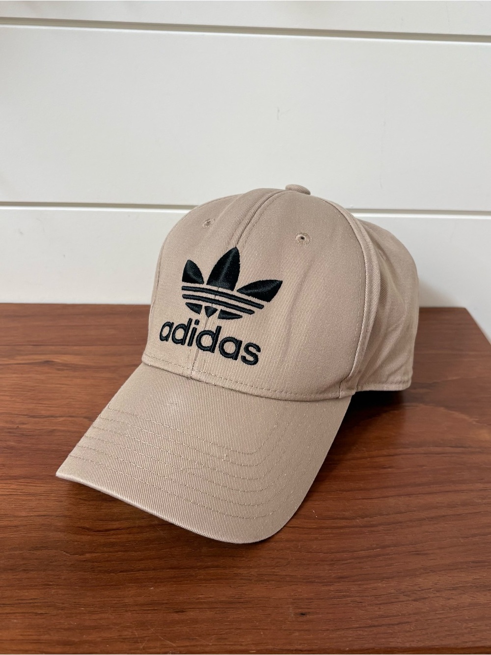 ADIDAS Originals Men's Trefoil Chain Snapback Hat Beige Tan Athletic Streetwear
